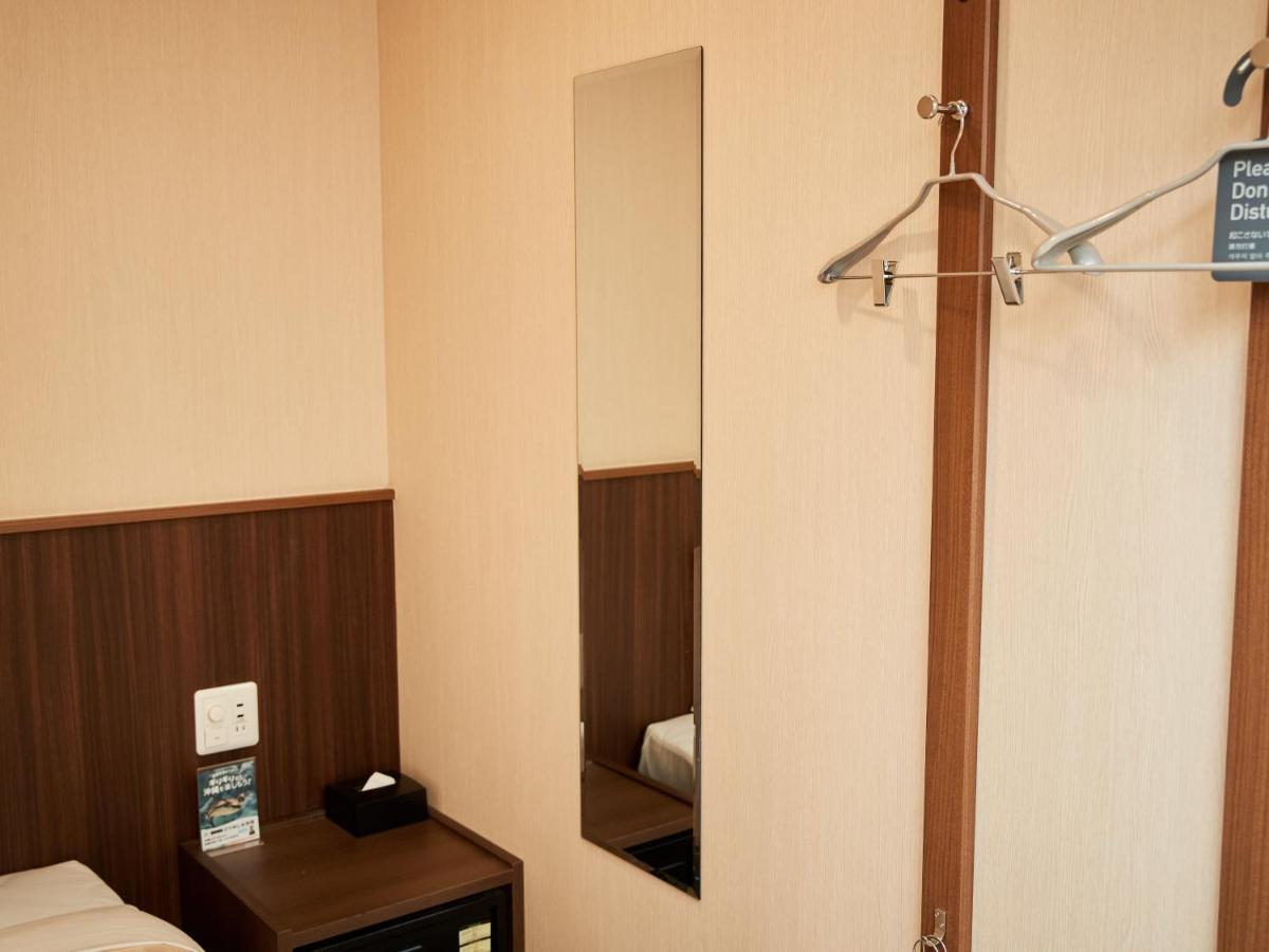 Grand Cabin Hotel Naha Oroku Kültér fotó